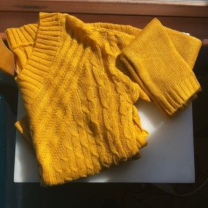 Yellow sweater